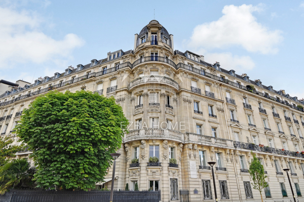 Luxury Apartment for sale in Paris 16ème, 980 000 €, Photo 2
