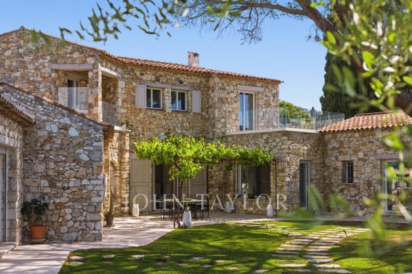 Luxury House for sale in La Colle-sur-Loup, 2 390 000 €, Photo 2