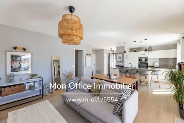 Maison de luxe à vendre à Aix-en-Provence, 745 000 €, Photo 4