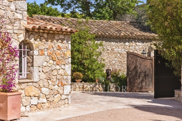 Luxury House for sale in La Colle-sur-Loup, 2 390 000 €, Photo 6
