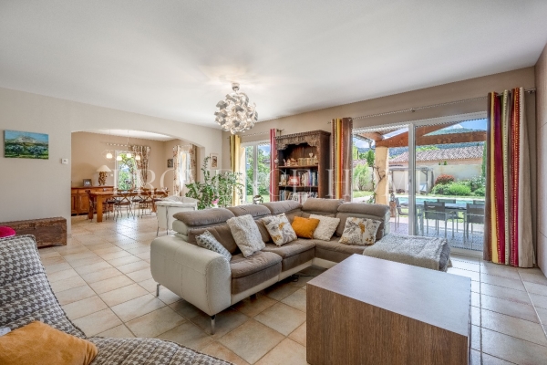 Maison de luxe à vendre à Maubec, 980 000 €, Photo 4