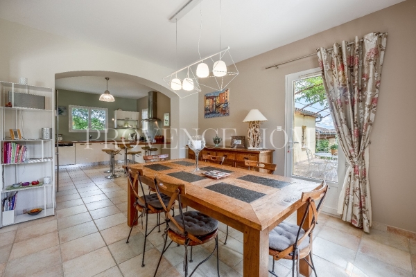 Maison de luxe à vendre à Maubec, 980 000 €, Photo 5
