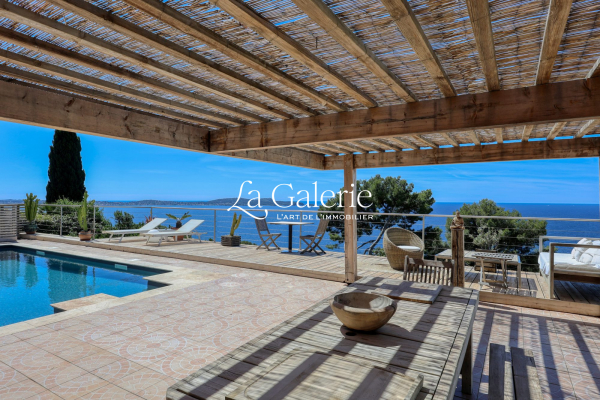 Maison de luxe à vendre à Carqueiranne, 1 600 000 €, Photo 3