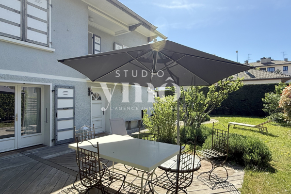 Maison de luxe à vendre à Annecy, 1 500 000 €, Photo 1