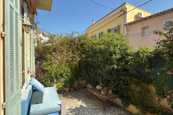 Maison de luxe à vendre à Cannes, 295 000 €, Photo 1
