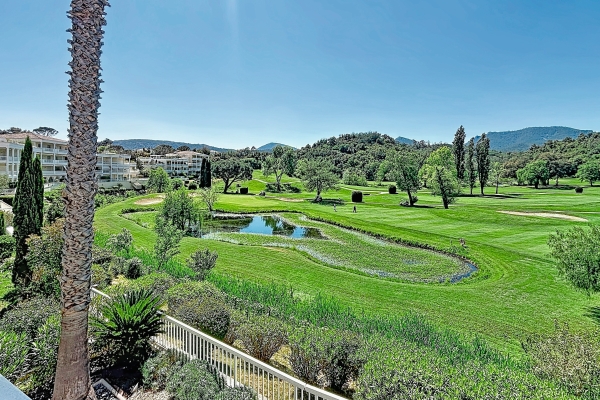 Luxury Apartment for sale in Mandelieu-la-Napoule, 585 500 €, Photo 1