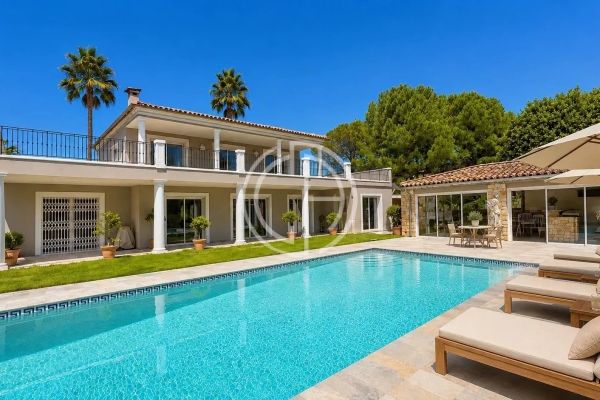 Maison de luxe à vendre à Mougins, 1 900 000 €, Photo 1