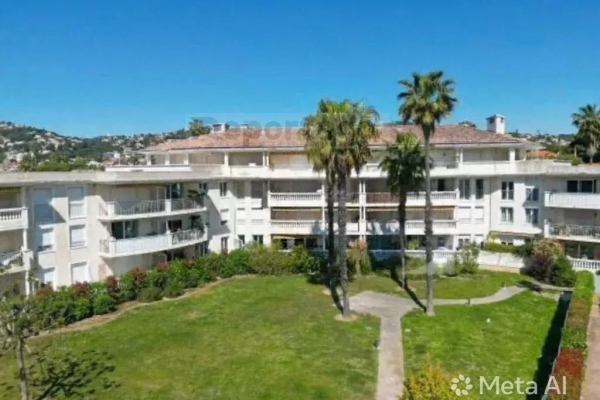 Appartement de luxe à vendre à Le Golfe Juan, 225 000 €, Photo 1