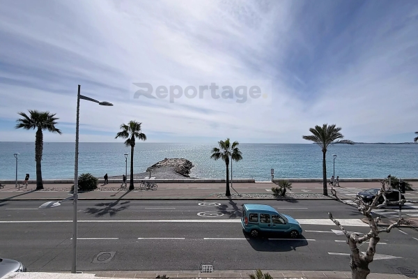 Luxury Apartment for sale in Cagnes-sur-Mer, 1 590 000 €, Photo 1