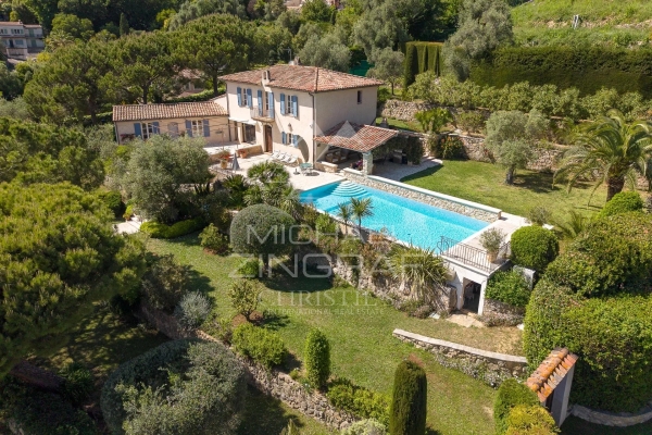 Maison de luxe à vendre à Vence, 2 300 000 €, Photo 1