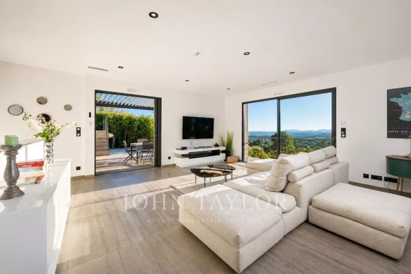 Maison de luxe à vendre à Tourrettes-sur-Loup, 1 290 000 €, Photo 2