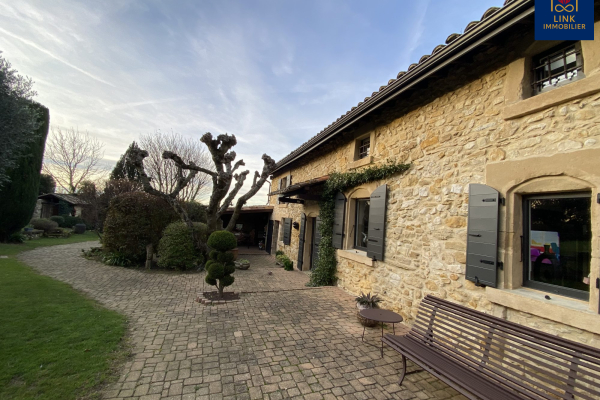 Maison de luxe à vendre à Montvendre, 995 000 €, Photo 3