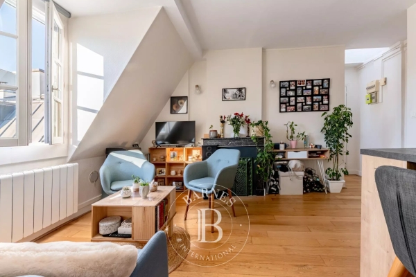 Luxury Apartment for sale in Paris 8Ème, 447 000 €, Photo 1