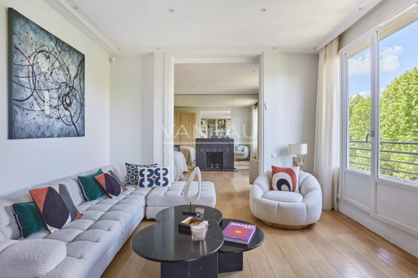 Luxury Apartment for sale in Neuilly-sur-Seine, 1 480 000 €, Photo 1