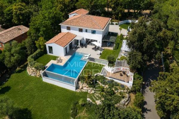 Luxury House for sale in Roquefort-les-Pins, 2 790 000 €, Photo 1