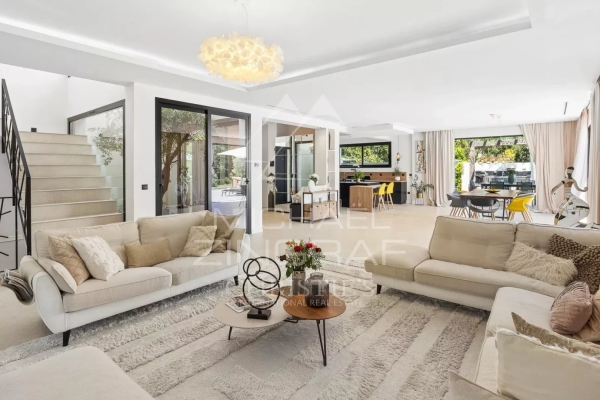 Maison de luxe à vendre à Roquefort-les-Pins, 2 790 000 €, Photo 3