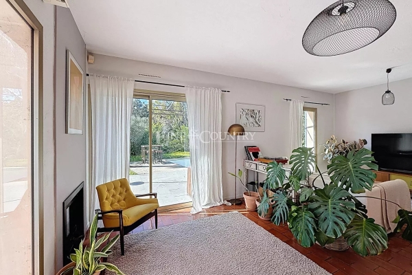 Maison de luxe à vendre à Villeneuve-Loubet, 949 000 €, Photo 3