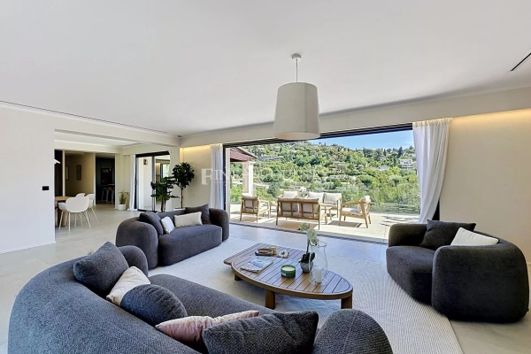 Luxury House for sale in Saint-Paul-de-Vence, 2 350 000 €, Photo 3