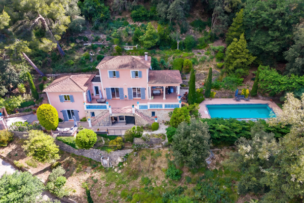 Maison de luxe à vendre à Roquebrune-Cap-Martin, 2 850 000 €, Photo 1