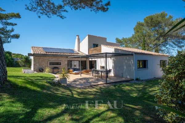 Maison de luxe à vendre à Ventabren, 1 690 000 €, Photo 1