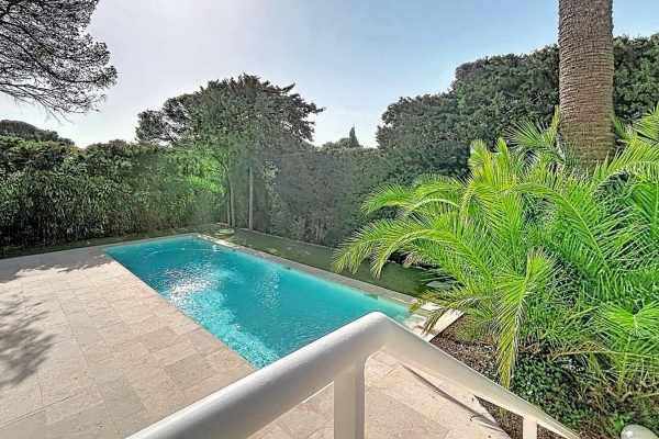 Maison de luxe à vendre à Saint-Raphaël, 2 150 000 €, Photo 2