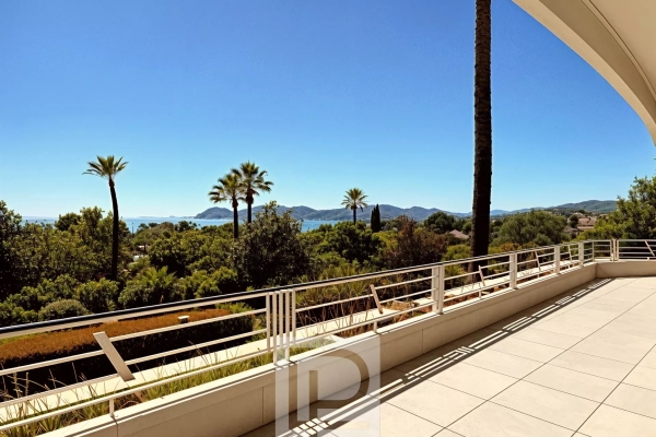 Appartement de luxe à vendre à Cannes, 1 490 000 €, Photo 2