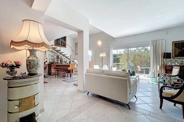 Maison de luxe à vendre à Saint-Raphaël, 2 150 000 €, Photo 3