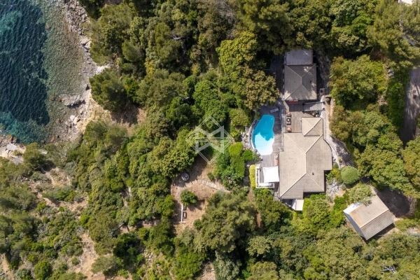 Luxury House for rental in Cavalaire-sur-Mer, 14 000 €, Photo 1