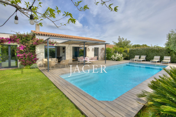 Maison de luxe à vendre à Grimaud, 990 000 €, Photo 1