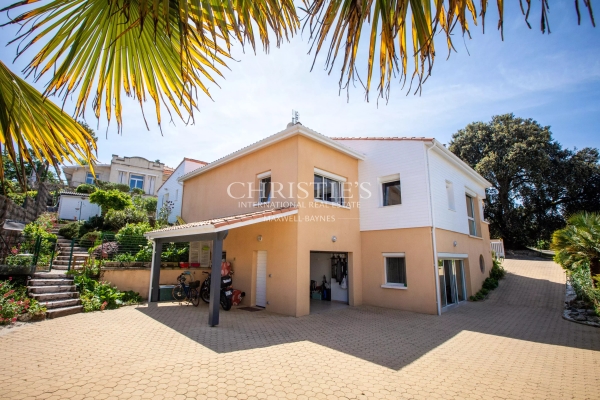 Luxury House for sale in Royan, 993 000 €, Photo 2