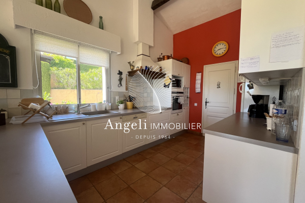 Maison de luxe à vendre à Saint-Aygulf, 760 000 €, Photo 4