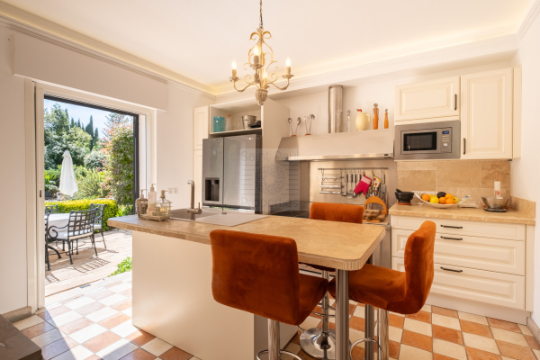 Luxury House for sale in Saint-Paul-de-Vence, 1 850 000 €, Photo 5