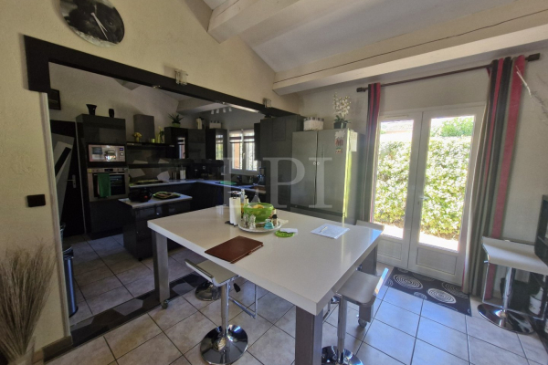 Maison de luxe à vendre à Saint Saturnin les Apt, 499 500 €, Photo 7