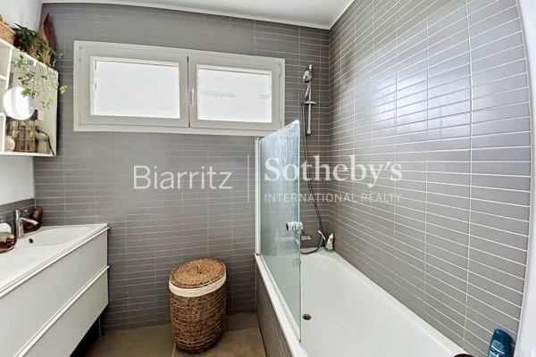 Luxury Apartment for sale in Bidart, 819 000 €, Photo 7