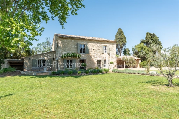 Maison de luxe à vendre à Saint-Rémy-de-Provence, 3 450 000 €, Photo 1