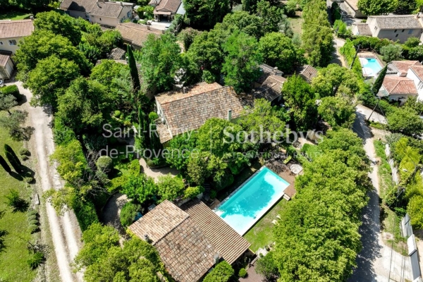 Maison de luxe à vendre à Saint-Rémy-de-Provence, 2 450 000 €, Photo 1
