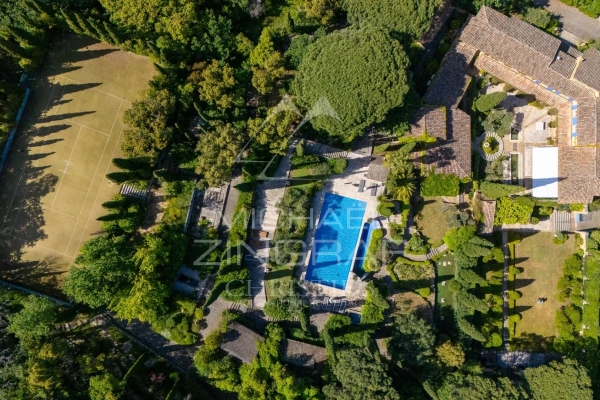 Maison de luxe à louer à Ramatuelle, 37 500 €, Photo 1