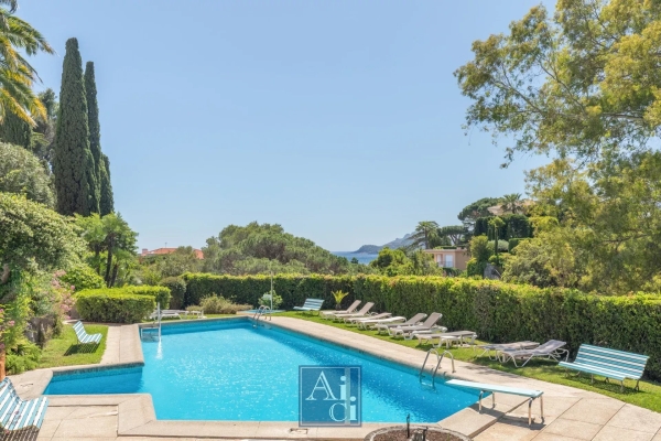 Luxury Apartment for sale in Cannes, 450 000 €, Photo 1