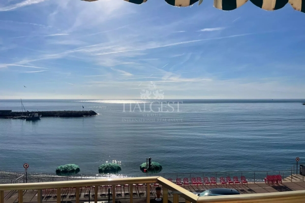 Luxury Apartment for sale in Roquebrune-Cap-Martin, 450 000 €, Photo 1