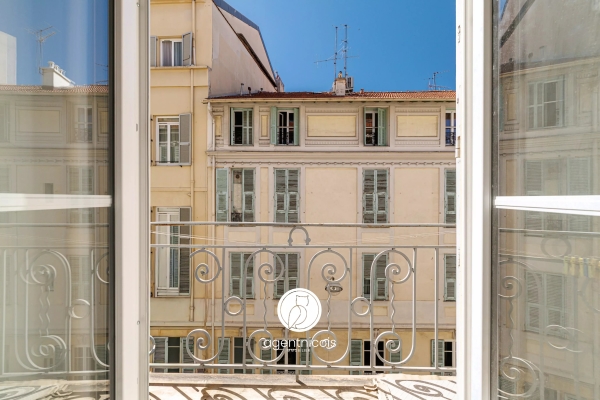 Luxury Apartment for sale in Nice, 469 000 €, Photo 2