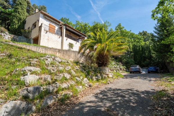 Luxury House for sale in Carros, 630 000 €, Photo 5