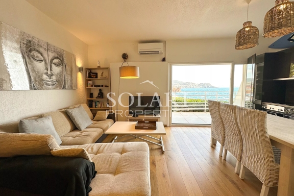 Luxury Apartment for sale in Saint-Raphaël, 450 000 €, Photo 5