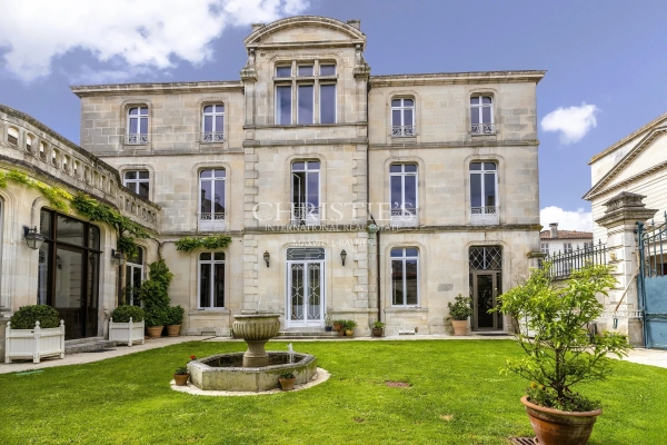 Luxury House for sale in Rochefort, 1 650 000 €, Photo 2