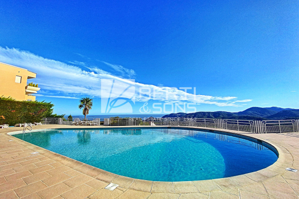 Luxury Apartment for sale in Mandelieu-la-Napoule, 598 000 €, Photo 5