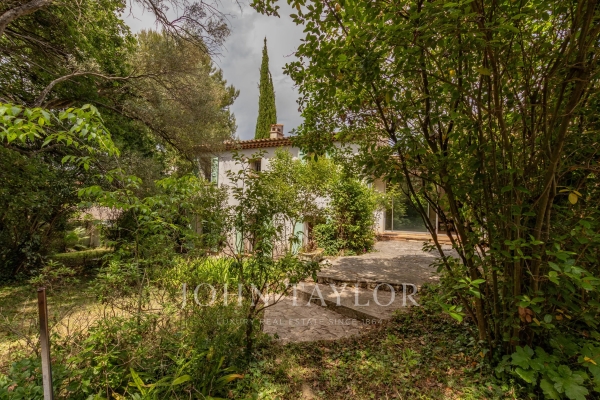 Maison de luxe à vendre à Antibes, 1 190 000 €, Photo 1