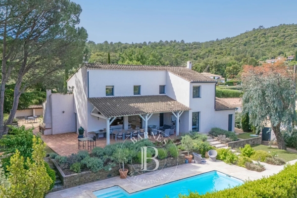 Luxury House for sale in Le Plan-de-La-Tour, 1 345 000 €, Photo 1