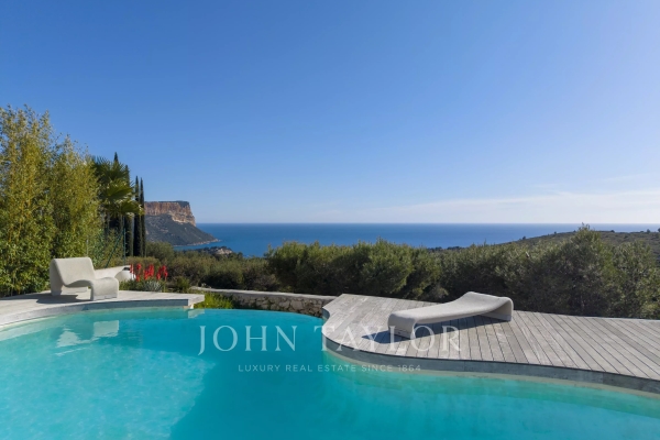 Maison de luxe à vendre à Cassis, 1 990 000 €, Photo 1