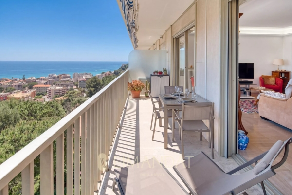 Appartement de luxe à vendre à Roquebrune-Cap-Martin, 579 000 €, Photo 1