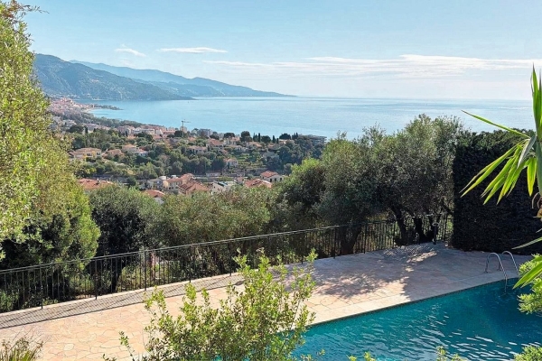 Maison de luxe à vendre à Roquebrune-Cap-Martin, 7 900 000 €, Photo 1
