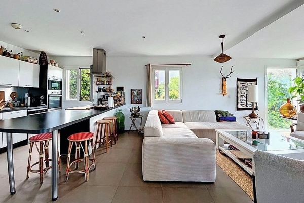 Luxury Apartment for sale in Bidart, 819 000 €, Photo 2